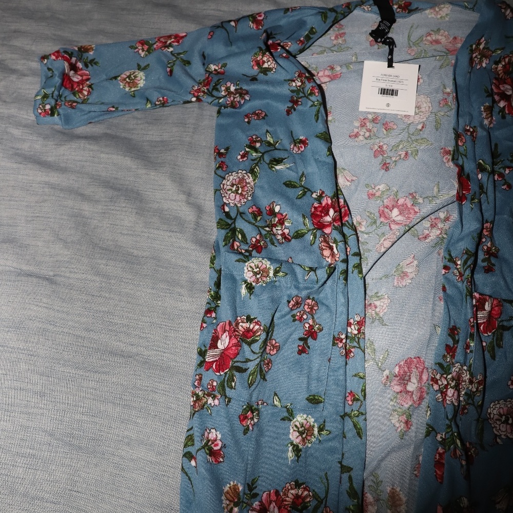 BNWT Agnes and Dora Forever Cardigan